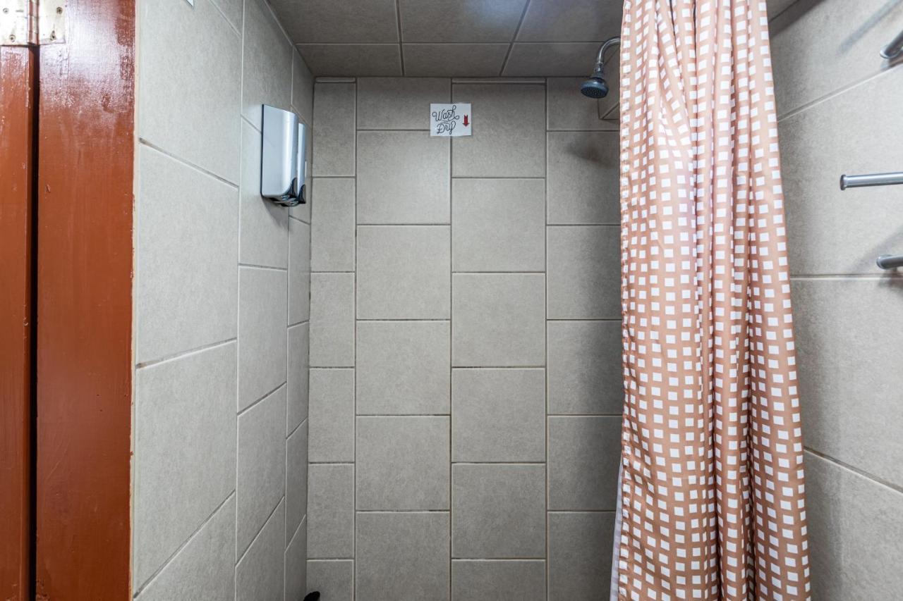 Ewr Airport Studio-hot Tub-free Parking * Hillside